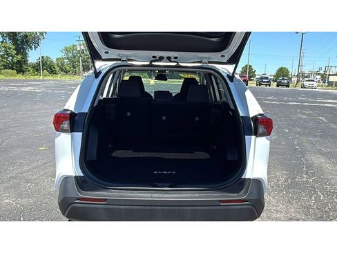 Certified 2024 Toyota RAV4 XLE AWD/4WD image 7