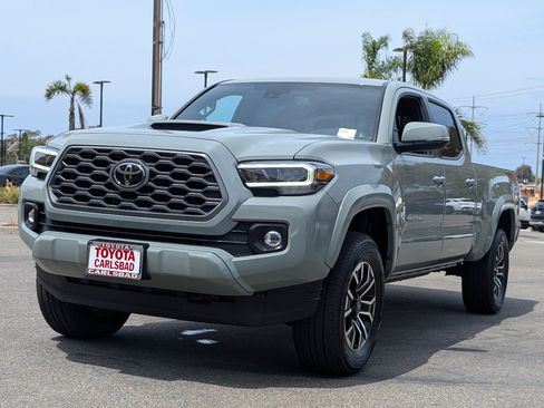 Used 2023 Toyota Tacoma TRD Sport AWD/4WD image 11