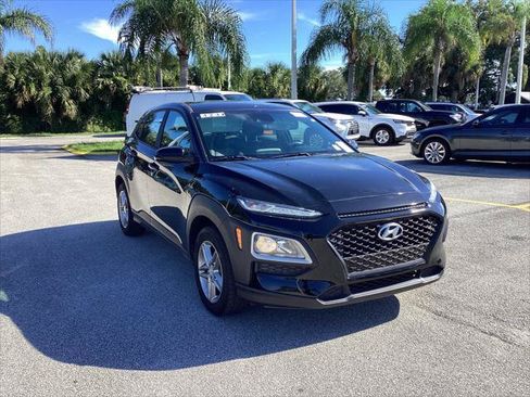 Used 2019 Hyundai Kona SE FWD image 3
