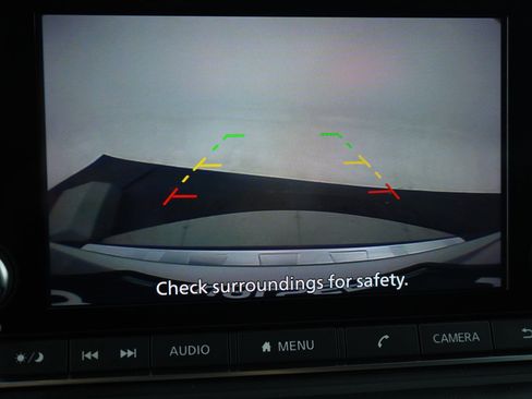 Used 2022 Nissan Rogue SV image 27