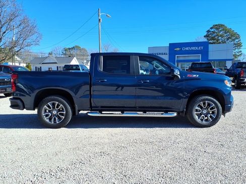 Used 2022 Chevrolet Silverado 1500 RST image 10