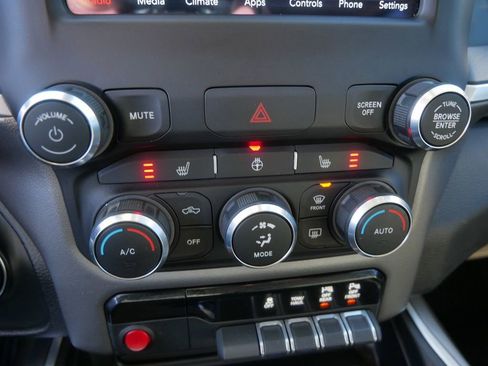 Used 2020 RAM 1500 Big Horn image 26