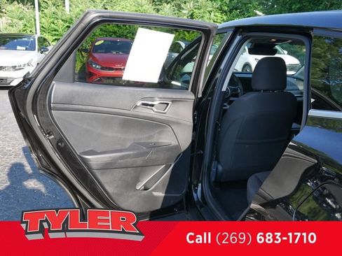 Used 2024 Kia Sportage LX AWD/4WD image 19
