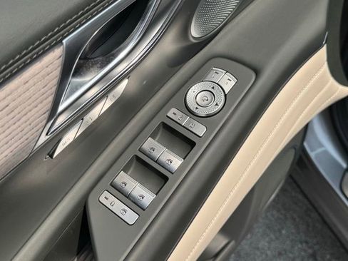 New 2025 Genesis GV80 3.5T Prestige image 13