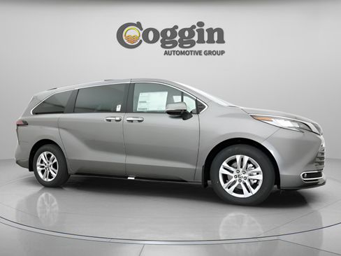 New 2026 Toyota Sienna Limited FWD image 24