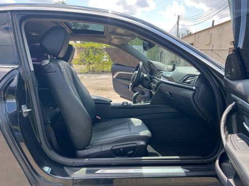 Used 2014 BMW 428i Coupe w/ Technology Package image 10