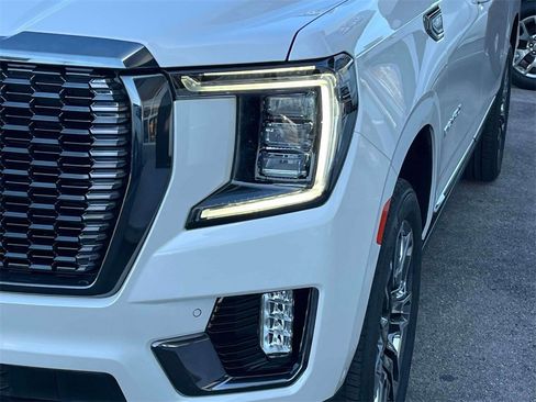 Certified 2024 GMC Yukon XL Denali Ultimate image 9
