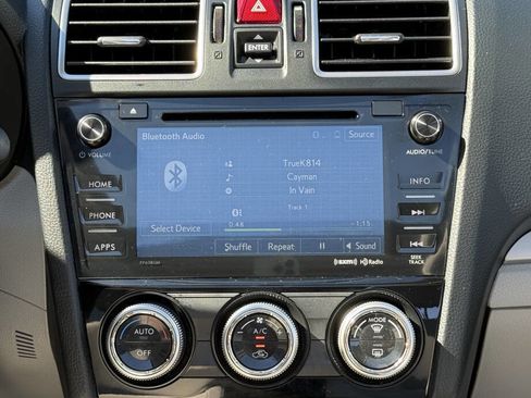 Used 2017 Subaru Forester 2.5i Premium image 24