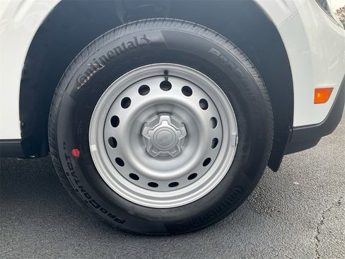 New 2025 Ford Maverick XL w/ Equipment Group 102A image 15