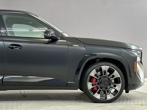 Used 2023 BMW XM AWD/4WD image 37