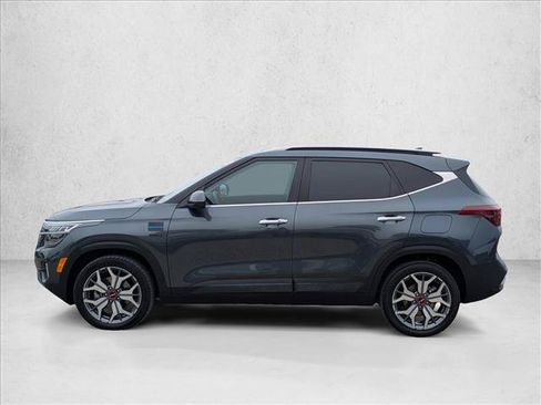 Used 2023 Kia Seltos SX w/ SX Sunroof Package AWD/4WD image 9