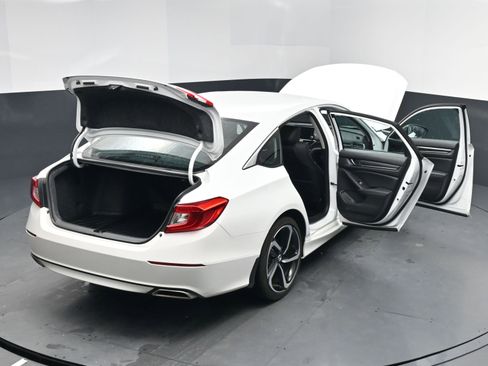 Used 2022 Honda Accord Sport Special Edition image 17