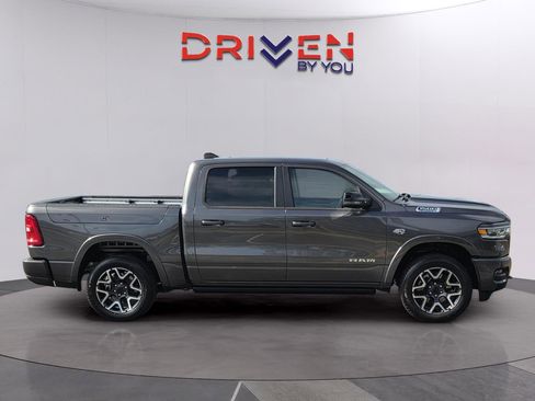 New 2026 RAM 1500 Laramie AWD/4WD image 5
