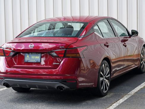 Used 2020 Nissan Altima 2.0 SR FWD image 45