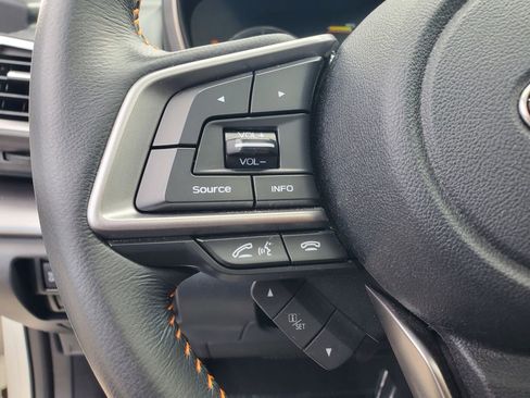 Used 2023 Subaru Crosstrek 2.5i Limited w/ Moonroof Package image 24