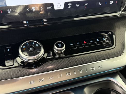 New 2026 Ford Expedition Max Platinum AWD/4WD image 25