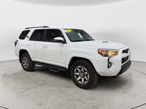 Used 2023 Toyota 4Runner TRD Off-Road Premium w/ Moonroof Package image 7