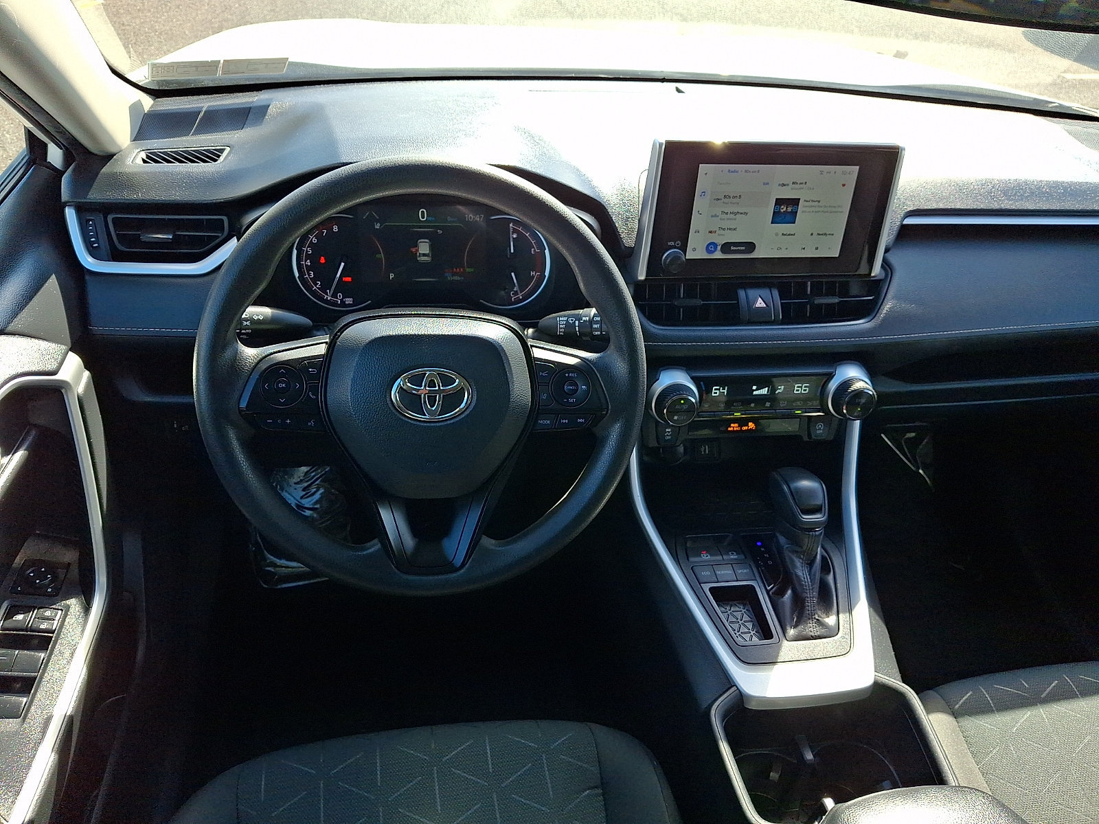 Certified 2024 Toyota RAV4 XLE FWD image 11