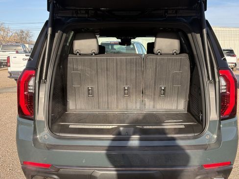 New 2026 GMC Yukon AT4 Ultimate w/ LPO, Floor Liner Package image 18