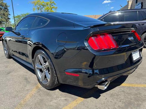 Used 2017 Ford Mustang GT RWD image 10