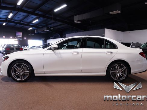 Used 2019 Mercedes-Benz E 450 4MATIC Sedan w/ Premium Package image 4
