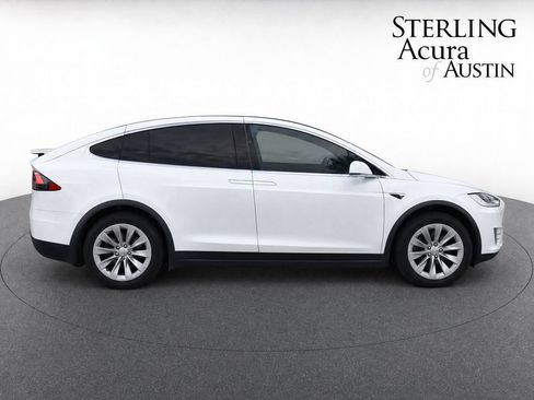 Used 2017 Tesla Model X 75D AWD/4WD image 8