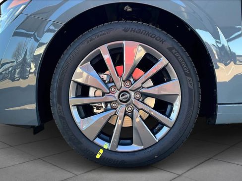 New 2026 Nissan Sentra SL FWD image 12