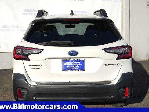 Used 2022 Subaru Outback Premium AWD/4WD image 6