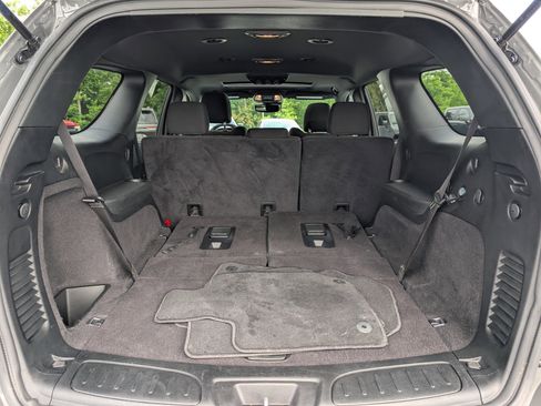 Used 2023 Dodge Durango SXT w/ Quick Order Package 2BK AWD/4WD image 12