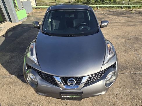 Used 2017 Nissan Juke SV w/ Technology Package FWD image 3