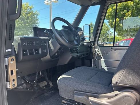 Used 2023 Chevrolet Brightdrop 600 w/ Active Safety Package 2 AWD/4WD image 9