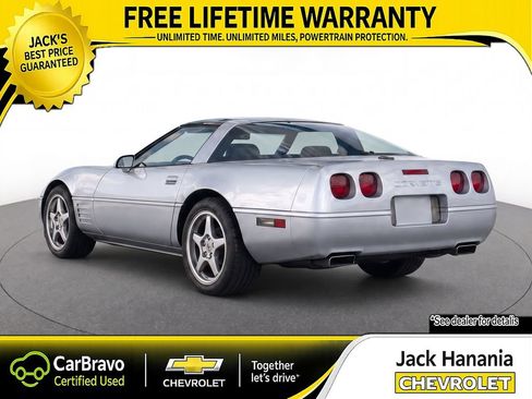 Used 1992 Chevrolet Corvette Coupe RWD image 3