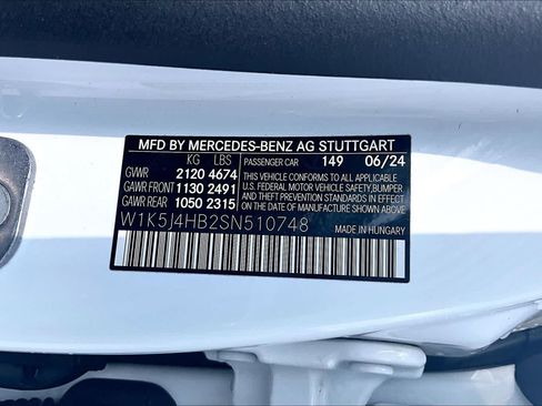 Used 2025 Mercedes-Benz CLA 250 4MATIC image 32