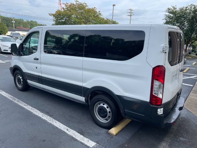 Used 2018 Ford Transit 150 XL RWD image 3
