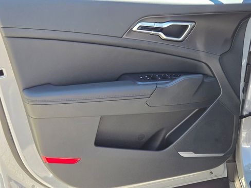 New 2026 Kia Sportage EX FWD image 15