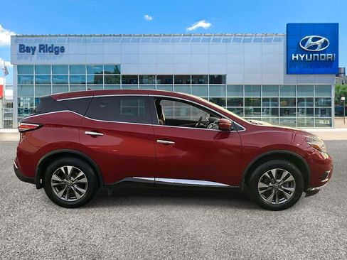Used 2015 Nissan Murano S w/ Navigation Package image 2