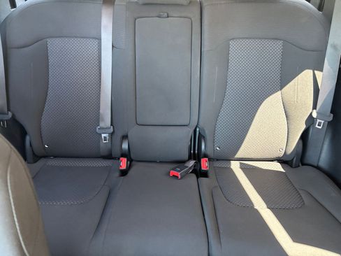 Used 2025 Kia Sportage LX FWD image 38