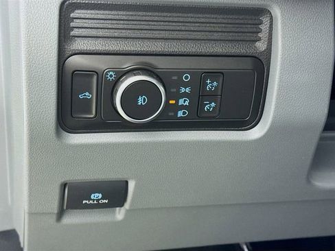New 2026 Ford F250 XLT w/ FX4 Off-Road Package image 11