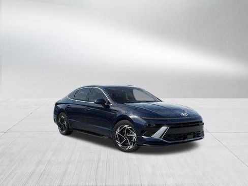 New 2026 Hyundai Sonata SEL FWD image 2