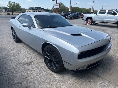 Used 2022 Dodge Challenger SXT w/ Blacktop Package image 4