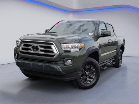 Used 2021 Toyota Tacoma SR5 w/ Trail Edition RWD image 2
