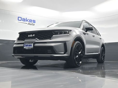 Used 2023 Kia Sorento SX image 44