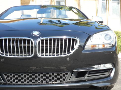 Used 2012 BMW 650i Convertible image 17