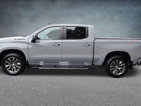 Used 2025 Chevrolet Silverado 1500 RST w/ LPO, Dark Essentials Package AWD/4WD image 4