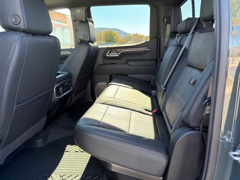 New 2026 Chevrolet Silverado 1500 High Country w/ Technology Package AWD/4WD image 25