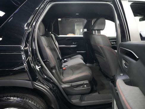 Used 2023 Honda Pilot Sport image 32