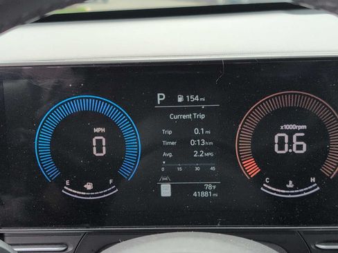 Used 2025 Hyundai Kona SEL FWD image 31