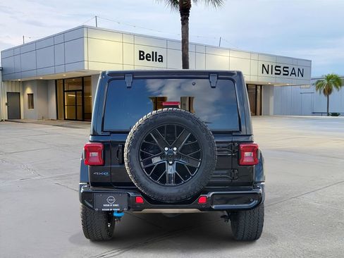 Used 2024 Jeep Wrangler High Altitude AWD/4WD image 5