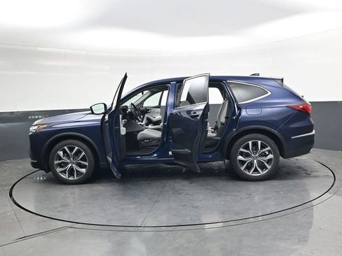 Used 2024 Acura MDX SH-AWD w/ Technology Package image 38