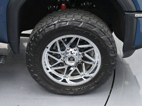 Used 2024 GMC Sierra 2500 Denali w/ Denali Reserve Package AWD/4WD image 36
